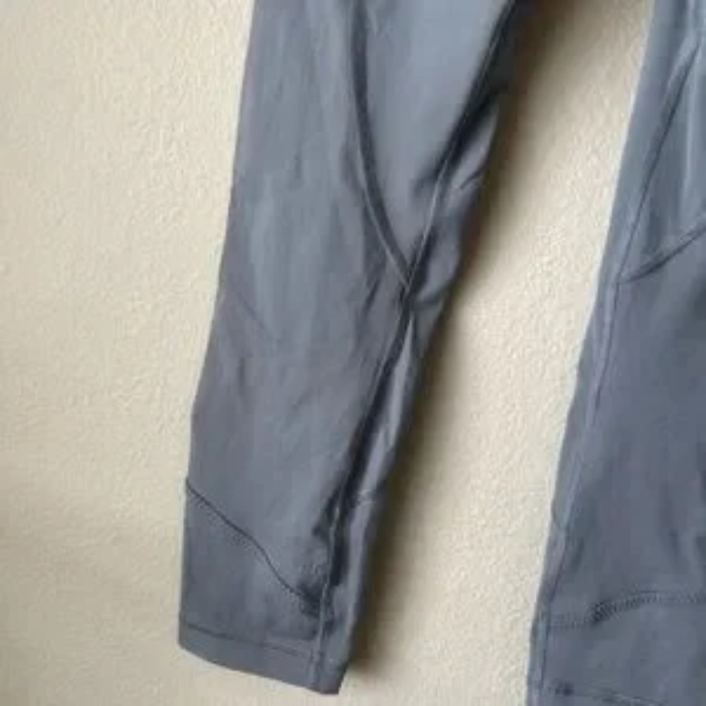 LuluLemon Women's Leggings Gray Pockets Size 4 - Picture 6 of 13